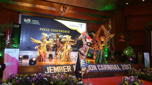 Menpar: Jember Fashion Carnaval, Karnaval Terbaik di Indonesia