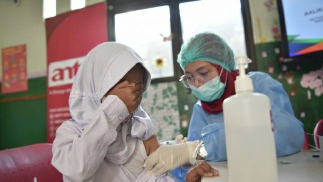 ANTV dan TvOne Hadirkan Sentra Vaksin Booster Anak Usia 6-12 Tahun