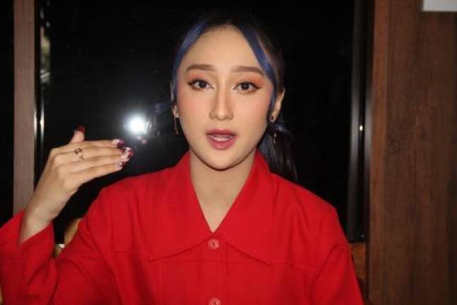 Pemilik  Vokal Manja, Sandrina tak  Mau Jadi Pacar Selingan 