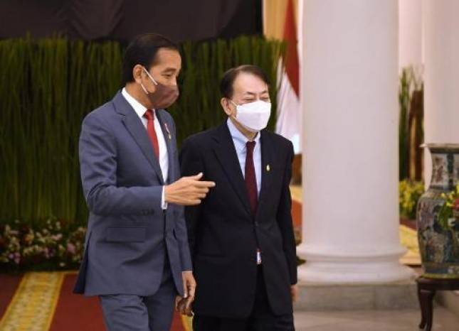 Presiden Jokowi Berdiskusi dengan Pimpinan ADB  Bahas Perekonomian Nasioal dan Dunia