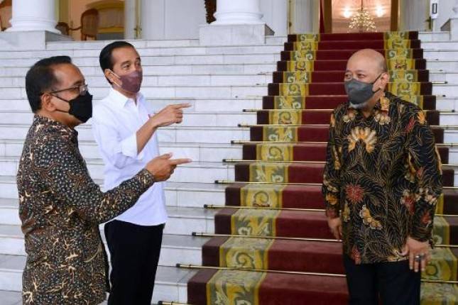 Presiden Jokowi Bertemu Sejumlah Seniman Senior di Istana Bogor