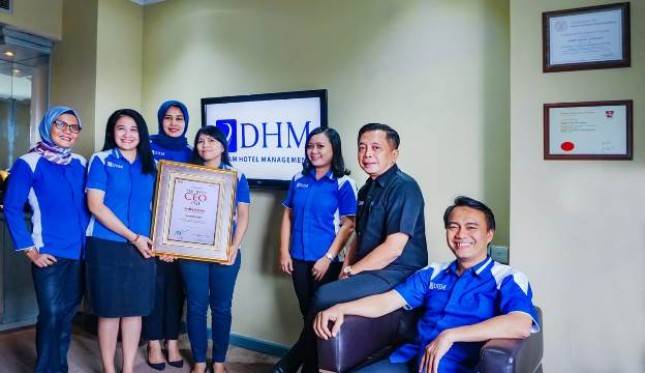 Andhy Irawan MBA CEO Dafam Hotel Raih Penghargaan Best CEO 2021