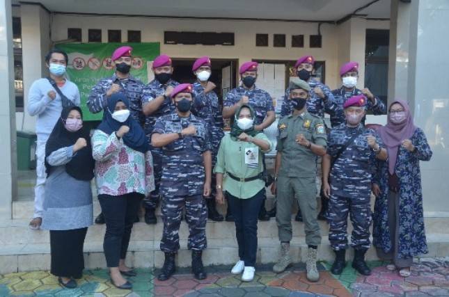 Lanmar Jakarta Serbu Warga Kelurahan Paseban Jakarta Pusat dengan Vaksin