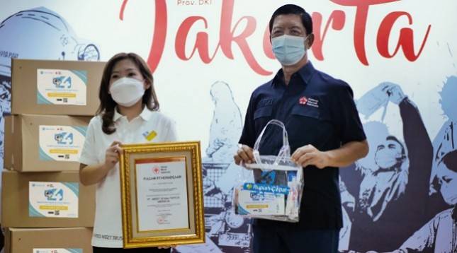 Rayakan HUT ke-4, Rupiah Cepat Bagikan 500 Paket Health Kit Lewat PMI