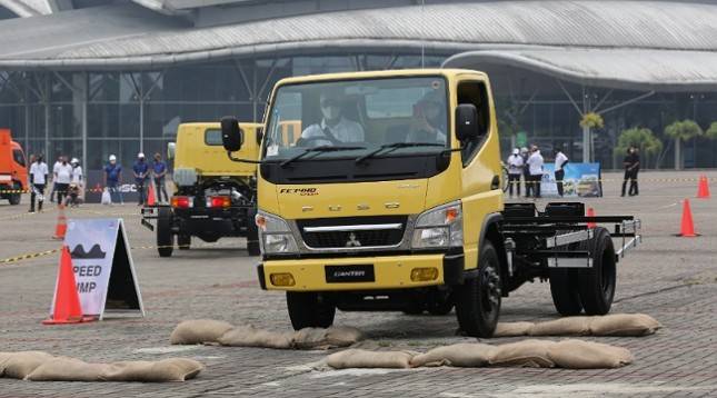 Terapkan Euro 4, Mitsubishi FUSO Siap Wujudkan Indonesia Hijau