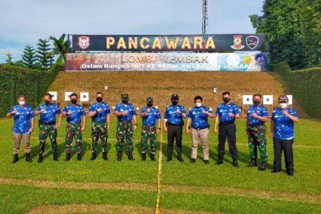 Danyonmarhanlan I Mayor Marinir Indra Fauzi Umar Hadiri Lomba Tembak di Medan
