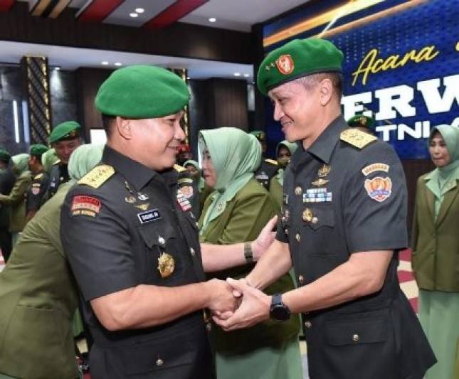 KASAD Jenderal Dudung Abdurachman  Pimpin Sertijab di TNI AD