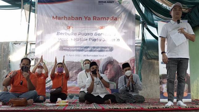 Terjun Langsung #JadiManfaat ala Mirae Asset Sekuritas Selama Ramadhan 1443 H
