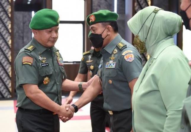KASAD Jend Dudung Aburachman Lantik 24 PATI TNI AD 