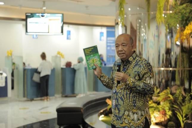 BCA Bagikan 1.000 Buku Untuk Nasabah di Jabodetabek Terkait Peringati Hari Buku Nasional