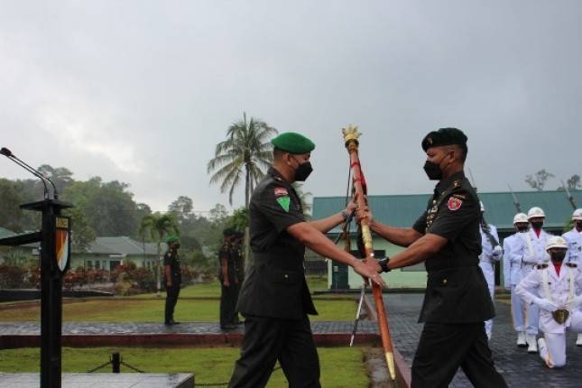 Serah Terima Jabatan Danyonif Raider 613 Raja Alam  Tarakan