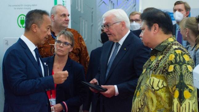 Mantap! Presiden Jerman 'Acungi Jempol' PIDI 4.0 Besutan Menperin Agus