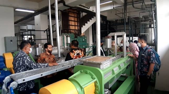 Solusi Bahan Baku Kertas, Kemenperin Kembangkan Mesin Pemanfaatan Limbah TKKS
