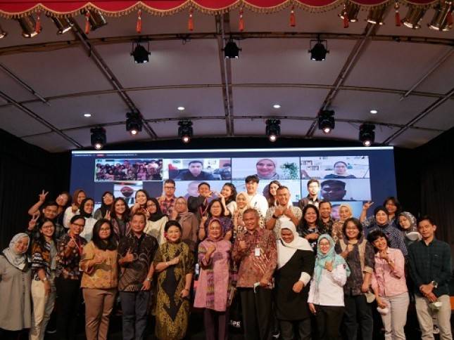 Peresmian Pusat Kajian Literasi Kesehatan  dan Gender LSPR Institut Institut LSPR Jakarta Berkontribusi Nyata Bagi Ilmu Pengetahuan & Lingkungan