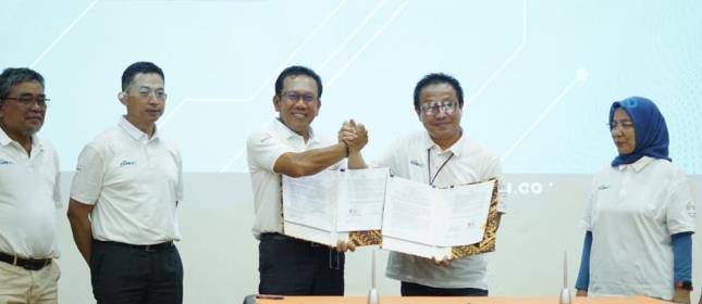 Menyediakan Layanan Internet, PLN Batam dan ICON+ Launching ICONNET Batam