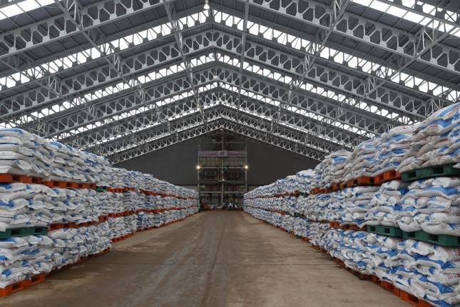 Pupuk Indonesia: Stok Pupuk Urea Dan NPK Bersubsidi 857.504 Ton