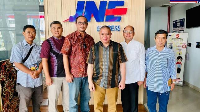 Bos JNE Dukung Program Wakaf di Tanah Air