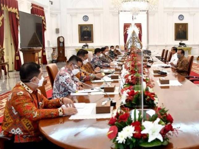 Bertemu Dewan Direksi BPJS Ketenagakerjaan, Presiden Jokowi : Kelola Dana dengan Hati-Hati
