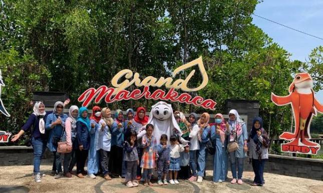 Berburu La'eeb Ramaiakan Car Free Day di Surabaya 