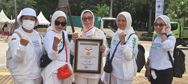 Ribuan Masyarakat Ikuti Perayaan Hari Hari Osteoporosis Nasional