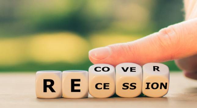 Resesi Global Membayangi, Persiapkan Ini Agar Keuangan Lebih Aman