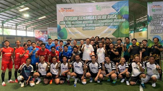 Rayakan HUT ke-14, Mitratel Ajak Tenant Merumput di Lapangan Futsal
