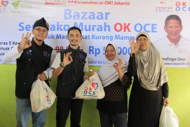 Bazaar Sembako Murah OK OCE Bantu Masyarakat Kebayoran Lama Jakarta Selatan