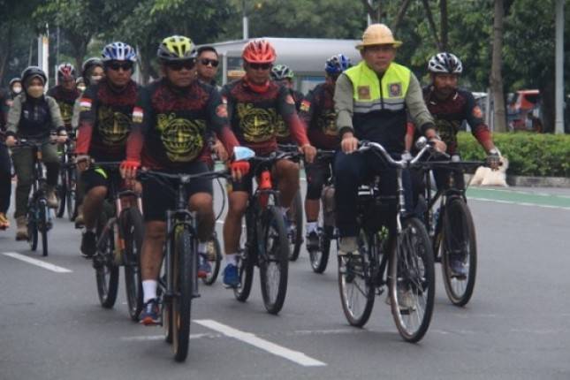 Danpasmar 1 Brigjen TNI (Mar) Hermanto Gowes Bersama Sambut HUT Marinir 2022