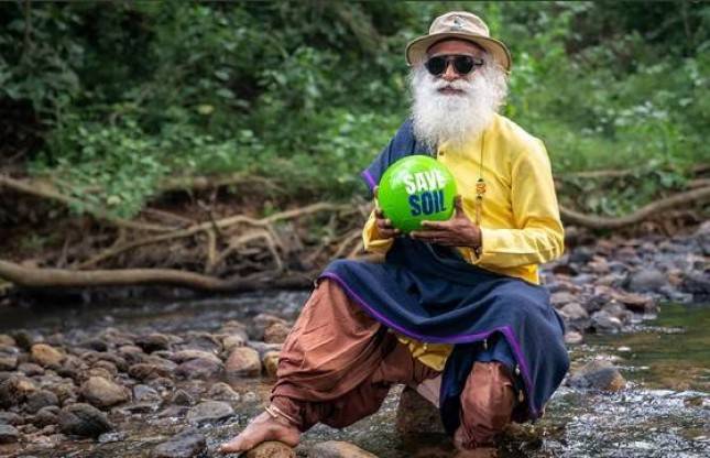 Sadhguru Memulai Kampanye Global #ScoreForSoil pada Hari Tanah Sedunia