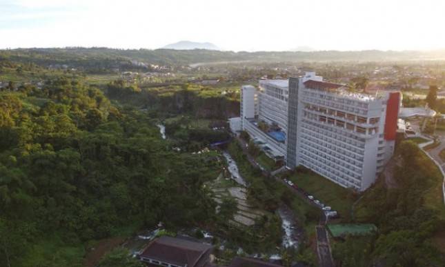 Sukses Catat Kinerja dan Capaian Terbaik, Eminence Hospitality Service Tetap jadi Operator Hotel Le Eminence Puncak