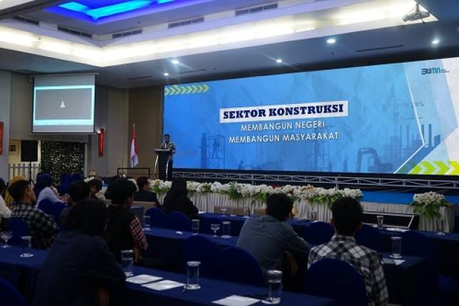 Komitmen SIG Mendukung Kemajuan Konstruksi  Nasional Dipaparkan dalam Sosialisasi di Hotel Horison Makassar