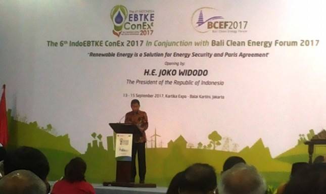 Menteri ESDM Dorong Pengembangan EBT Lebih Kompetitif dan Terjangkau