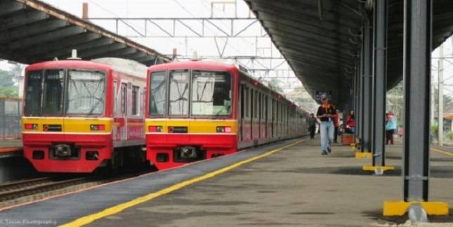 Menko Luhut Akhirnya Izinkan KCI Impor KRL Bekas dari Jepang, Ini Syaratnya