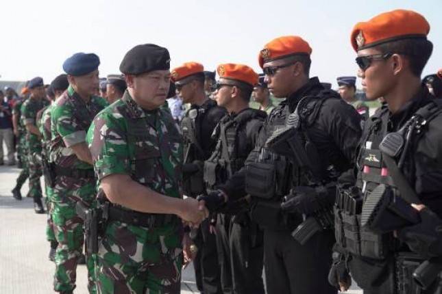  Panglima Yudo Margono Lepas Keberangkatan 39 Pasukan TNI Evakuasi WNI di Sudan
