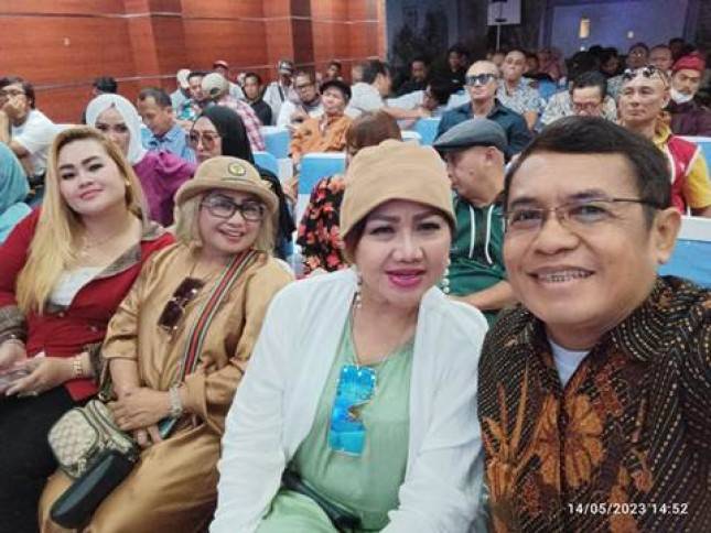 HAlal Bihalal Para Pelawak, Jarwo Kwat ' Kalau Terjun Politik Harus Profesional dan Jangan Bawa-Bawa Organisasi