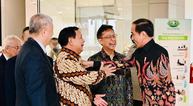 Menhan Prabowo Subianto Dampingi Presiden Jokowi Resmikan Tzu Chi Hospital 