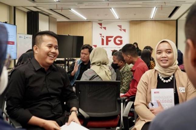 Perkuat Implementasi AKHLAK, IFG Siapkan Relawan Terjun ke Desa dalam Program Kindness to Progress 2023