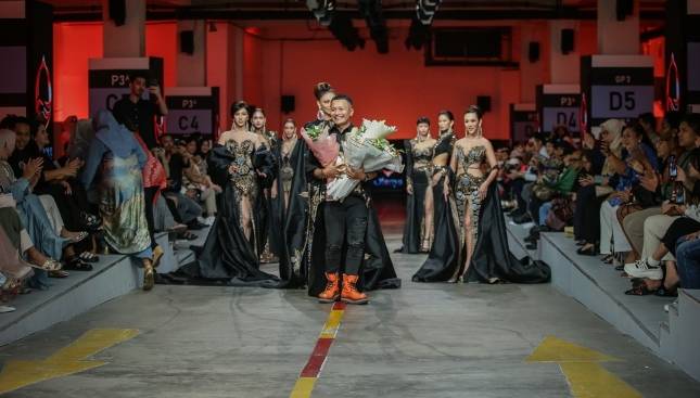 Dukung JF3, IFC Persembahkan Fashion Parade Dari Kreasi 5 Desainer Terbaik
