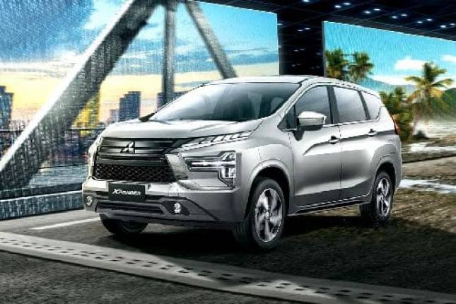 Mitsubishi Xpander Exceed, Mobil MPV Keluarga Fitur Bintang Lima Harga Kaki Lima
