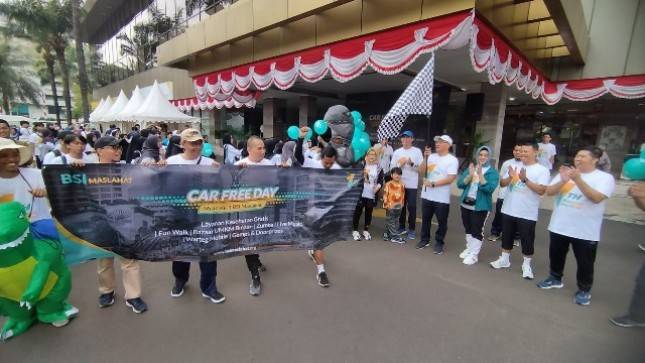 BSI Maslahat Selenggarakan Fun Walk di Jakarta