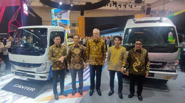 Hadir di GIIAS, Fuso Pejeng Truk Listrik Hingga Canter Bus