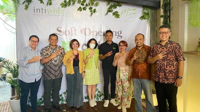 Jadi Tempat Nongkrong Yang Asyik, Kafe Podjok Tjikini Resmi Dibuka Whiz Hotel Cikini