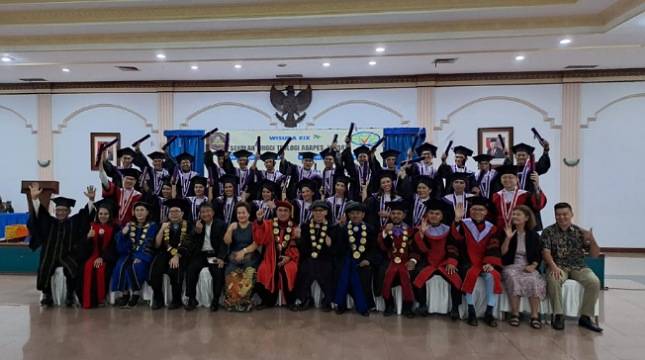 Gelar Wisuda ke-19, STT Agapes Jakarta Komitmen Ciptakan Lulusan Kompeten