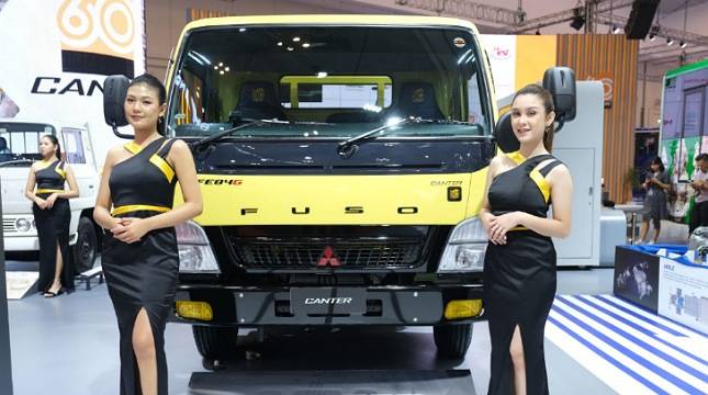 Rayakan 60 Tahun, KTB Hadirkan 60 Unit Fuso Canter Special Edition
