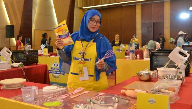 Dukung Kemajuan UMKM Kuliner Indonesia Lewat Blue Band Cake Margarine Kemasan 1 Kg dan Blue Band Kitchen Master Community