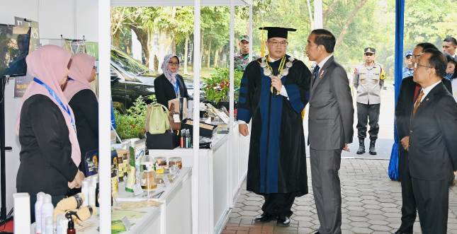 Pidato Dies Natalis Ke-60 IPB, Presiden Jokowi Dorong Inovasi Besar Hadapi Tantangan Krisis Global