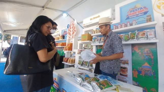 Pesta Rakyat Simpedes: Kerap Ikut Pameran BRI, UMKM Kripik &lsquo;So Kressh&rsquo; Punya Ribuan Re-Seller