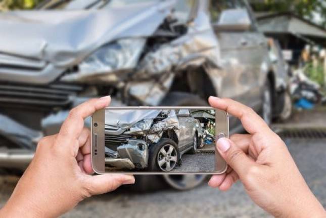 Tips Lifepal - Korban Tabrakan Beruntun, Apakah Ditanggung Asuransi Kecelakaan Mobil?