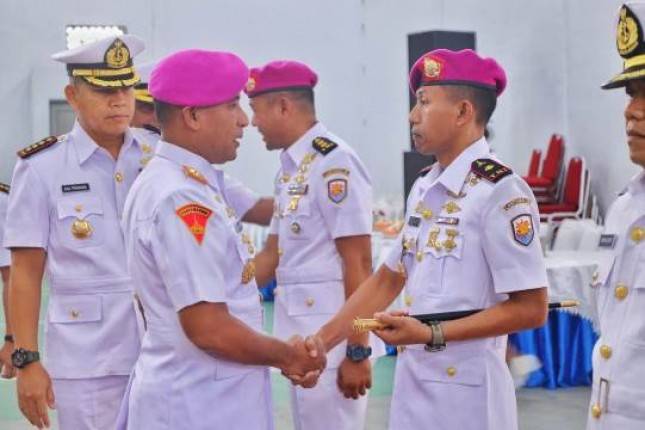 Danlantamal IX Pimpin Sertijab Dandenma dan Kadisfaslan Lantamal IX Ambon