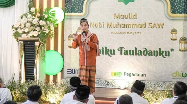 Peringati Maulid Nabi, Pegadaian Undang Ustad Maulana Beri Siraman Rohani